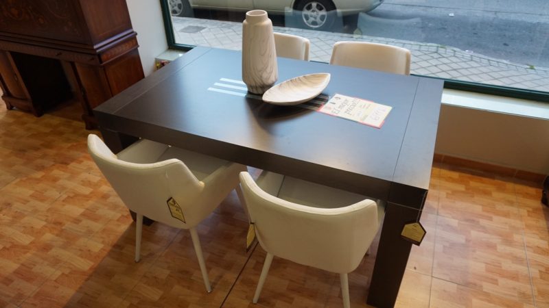 Mesa de comedor extensible