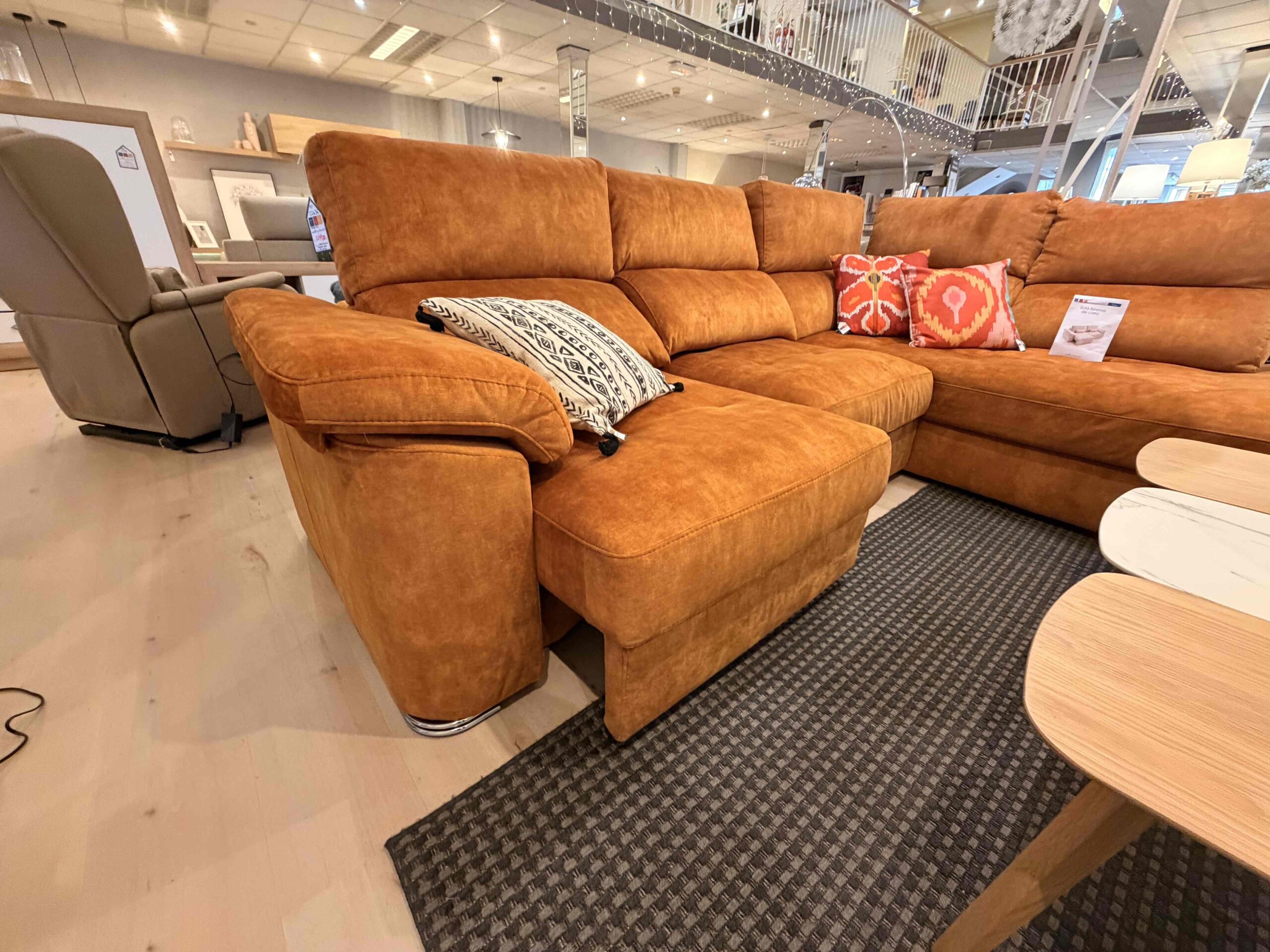 SOFÁ CHAISELONGUE TERMINAL CARROS - Imagen 2