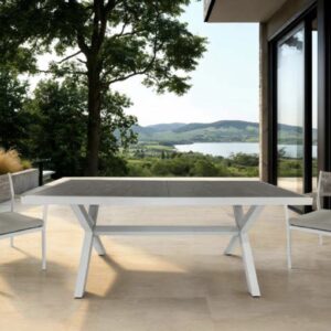 Mesa de comedor exterior