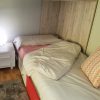 Dormitorio juvenil con litera, nido, armario y mesa de estudio - Image 3
